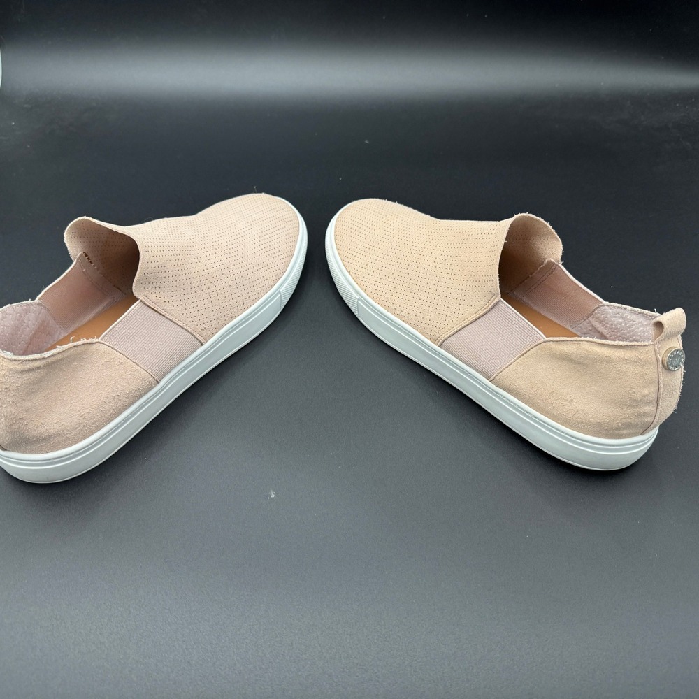 Steve Madden Women's Janzer Slip On Sneakers Pink Suede Perforated Size 10 - Picture 6 of 8